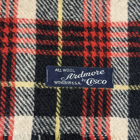 Ardmore by Cisco Wool plaid scarf - Picture 2 of 3